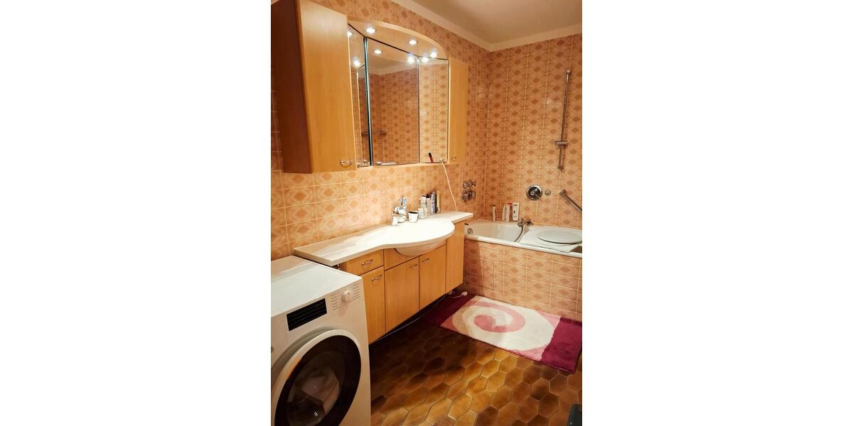 Erdgeschoßwohnung Weinheim - 3.5 Zimmer, 111 m&sup2;, 350.000&euro; | Angebot:27092111