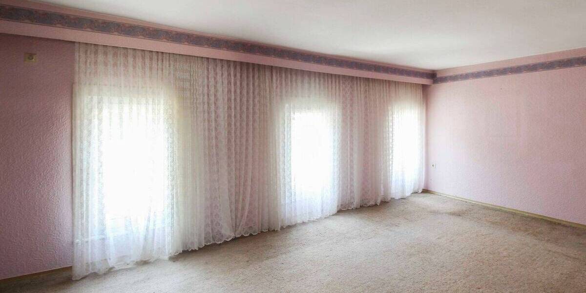 WGH mit 1 WE und 1 GE sowie Wertsteigerungspotenzial in Vorstadtlage zur flexiblen Nutzung zimmer