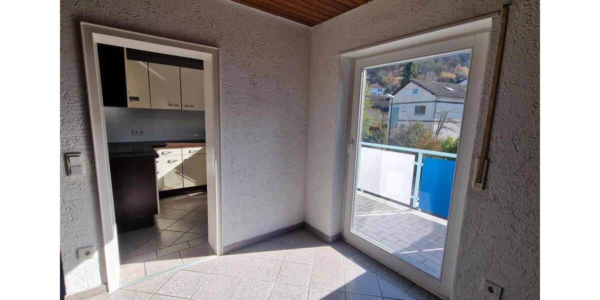 Dachgeschoßwohnung Bad Dürkheim - 2 Zimmer, 61 m&sup2;, 800&euro; | Angebot:26211200