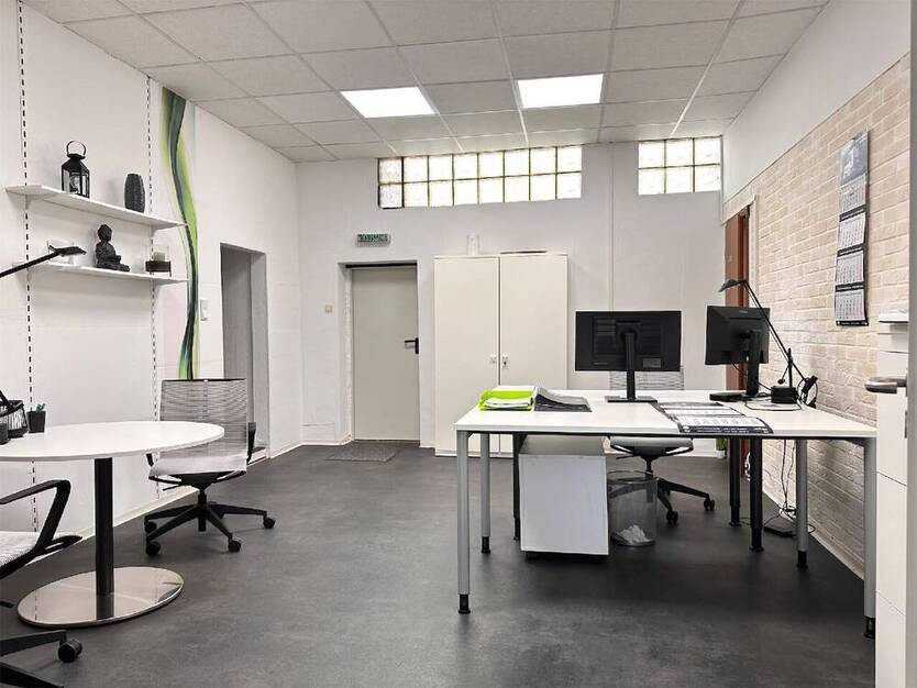 Relaisstraße: Ladenbüro in super Einkaufslage!