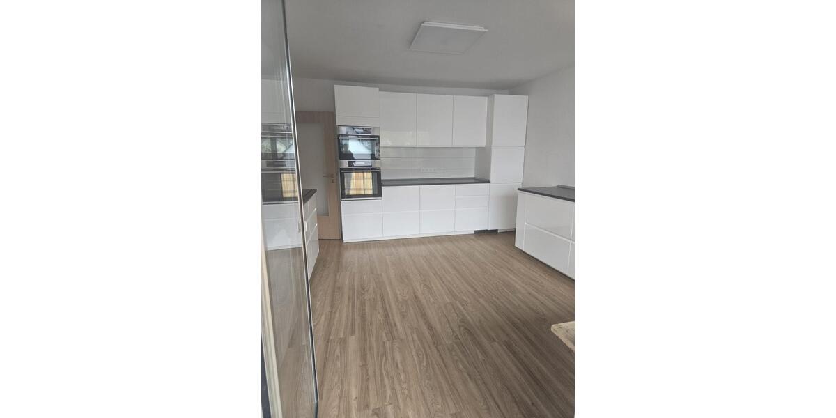 Etagenwohnung Mörlenbach - 5 Zimmer, 126 m&sup2;, 1.440&euro; | Angebot:25379913