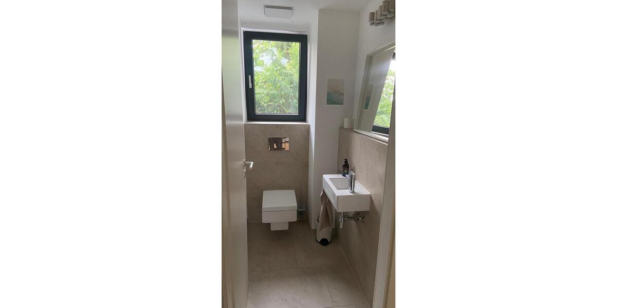 Etagenwohnung Heidelberg Neuenheim - 2.5 Zimmer, 100 m&sup2;, 2.500&euro; | Angebot:26376243