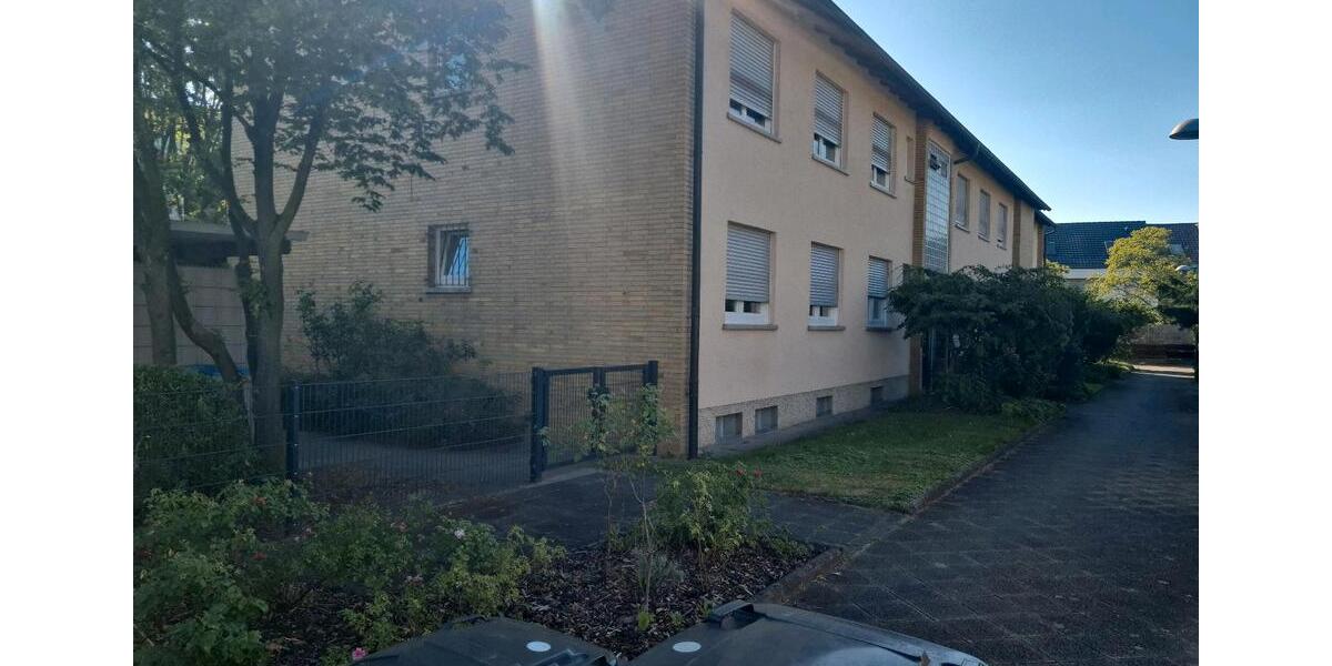 4ZKB Erdgeschoss Wohnung mit Garten 4 zimmer