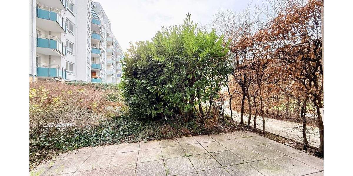 Lindenhof - Renovierte Barrierefreie Erdgeschoss Wohnung mit Terrasse 2 zimmer