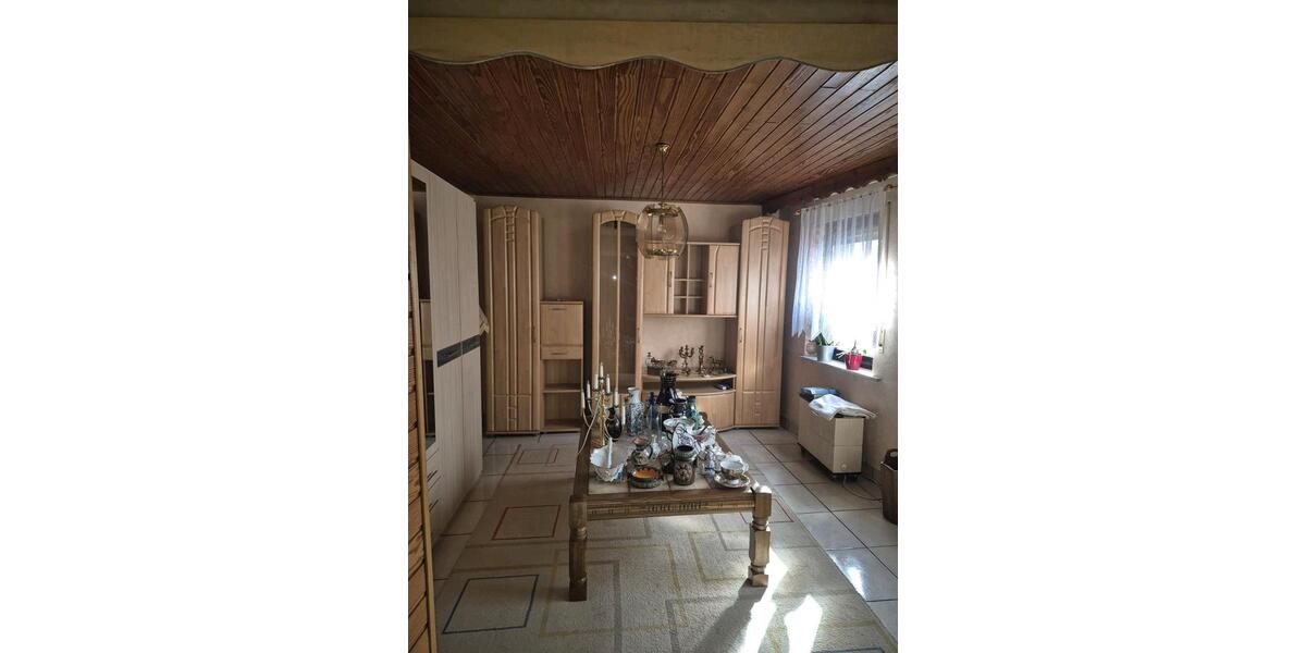 Einfamilienhaus Worms Vororte Südwest - 6 Zimmer, 150 m&sup2;, 260.000&euro; | Angebot:26190911