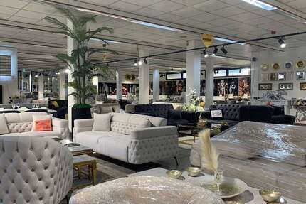 Einzelhandel in Mannheim 1.350.000 € 1423 m² zimmer