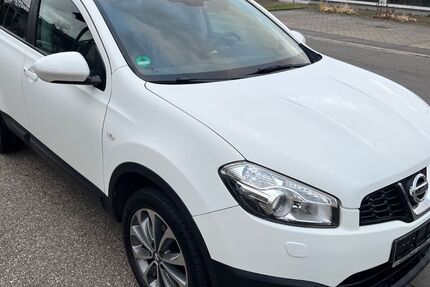 Nissan Qashqai 179.726 km 5.600 &euro; Hockenheim 68766