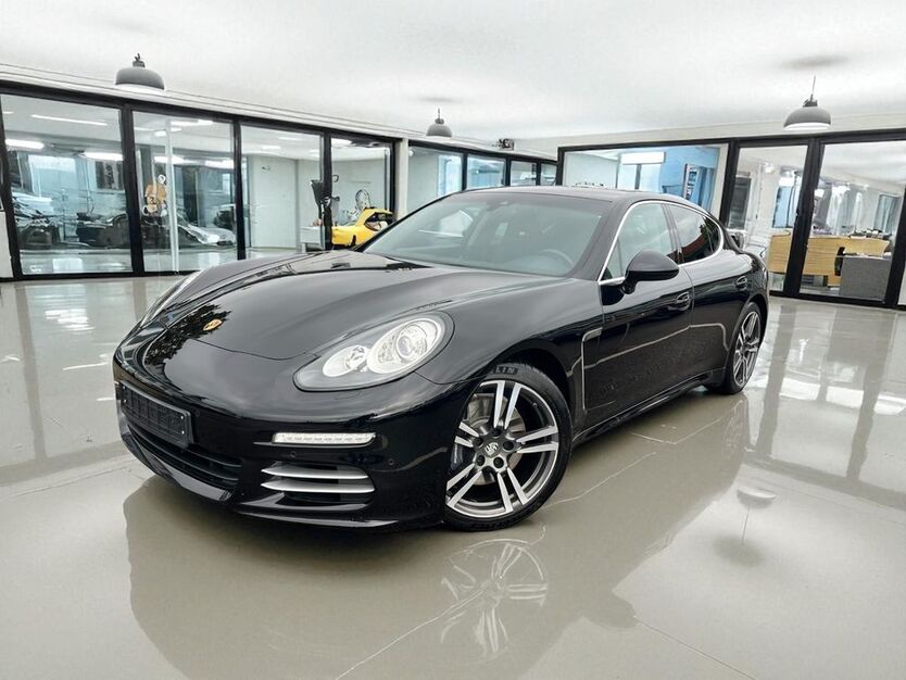 Porsche Panamera 97.000 km 37.999 € Speyer 67346