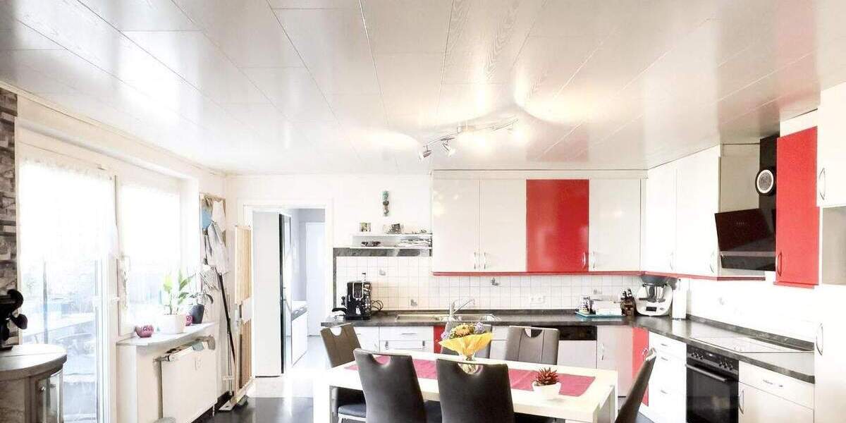 Mehrfamilienhaus, Wohnhaus Sandhausen - 8 Zimmer, 184 m&sup2;, 549.000&euro; | Angebot:25682639