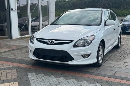 Hyundai i30 112.000 km 6.100 &euro; Schwetzingen 68723