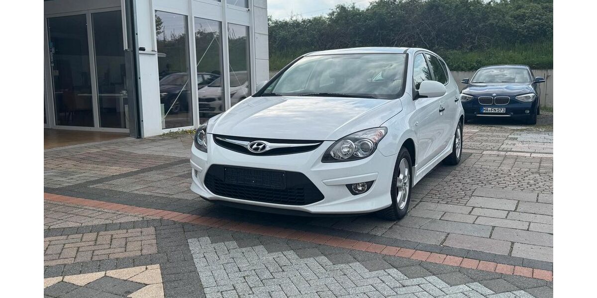 Hyundai i30 112.000 km 6.100 &euro; Schwetzingen 68723