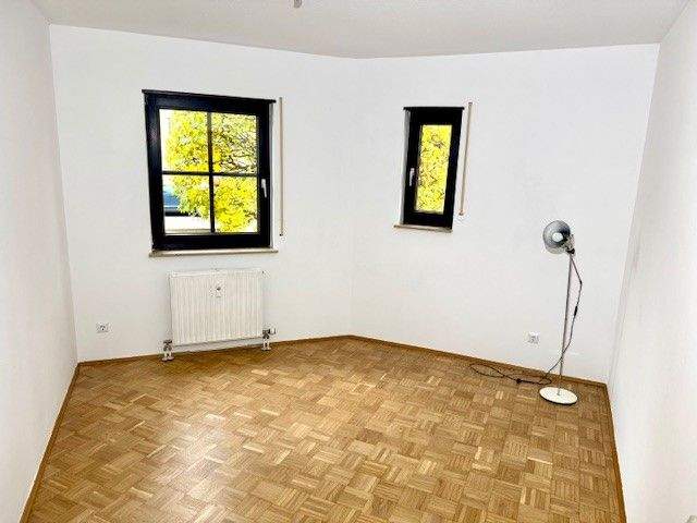 Neu renovierte 3 ZKB-Wohnung mit Loggia zum Wohlfühlen. 3 zimmer