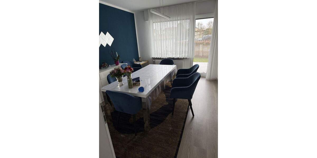 Einfamilienhaus Mutterstadt - 6 Zimmer, 160 m&sup2;, 1.600&euro; | Angebot:25281135