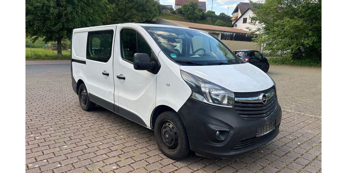 Opel Vivaro 181.000 km 10.499 &euro; schönau 69250