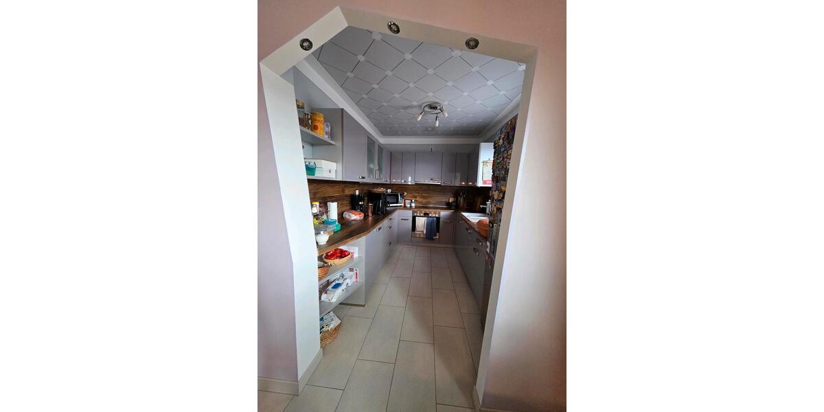Etagenwohnung Bensheim - 4.5 Zimmer, 104 m&sup2;, 328.000&euro; | Angebot:27071126