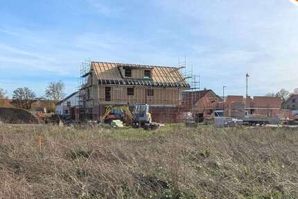 Grundstück zu verkaufen in Neustadt 350.300 € 659 m² zimmer