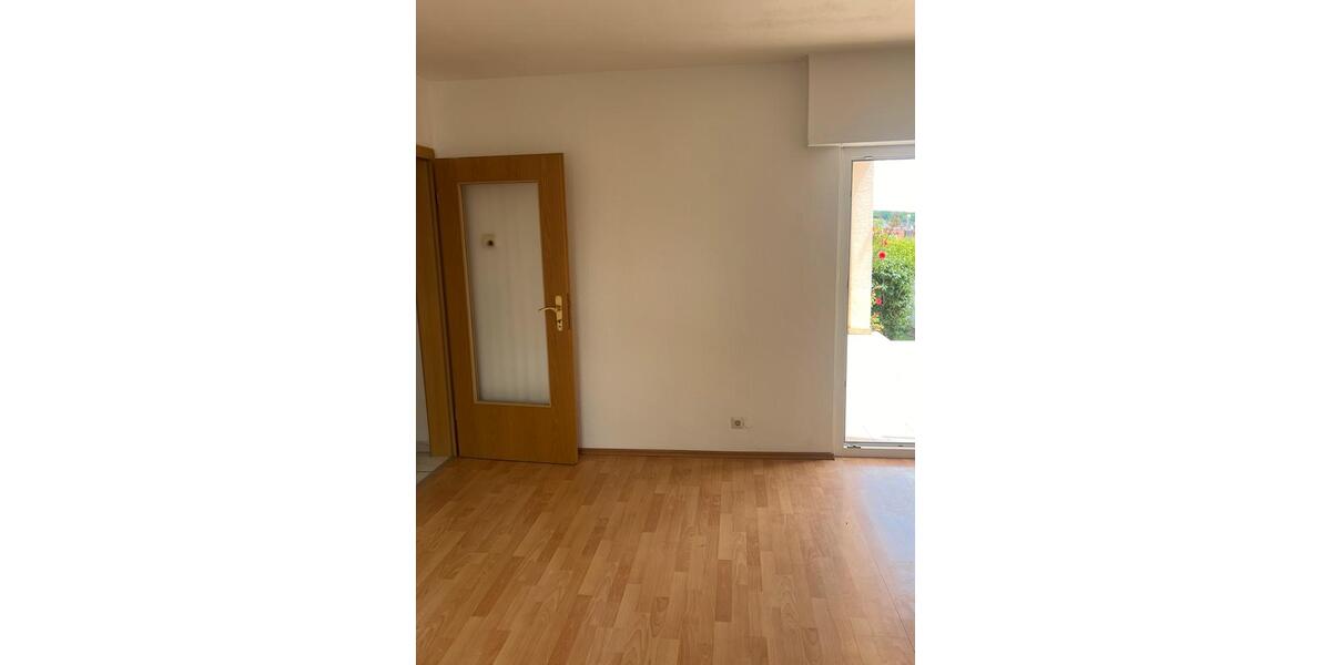 Erdgeschoßwohnung Wiesloch - 2 Zimmer, 63 m&sup2;, 675&euro; | Angebot:25329930