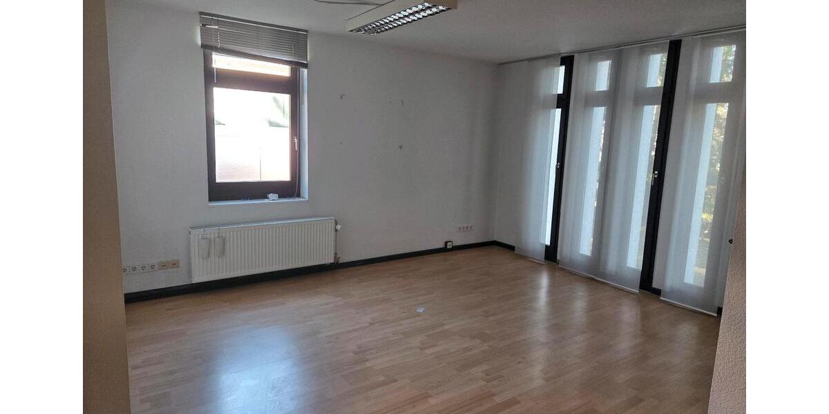 Gewerbeobjekt Schwetzingen - 950&euro; | Angebot:26250965