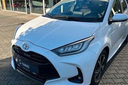 Toyota Yaris 2.000 km 21.890 &euro; Bensheim 64625