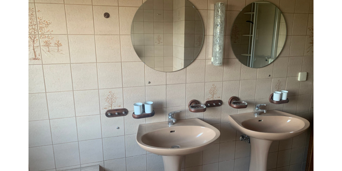 Reihenendhaus Ludwigshafen am Rhein Oggersheim - 6 Zimmer, 182 m&sup2;, 385.000&euro; | Angebot:24847327