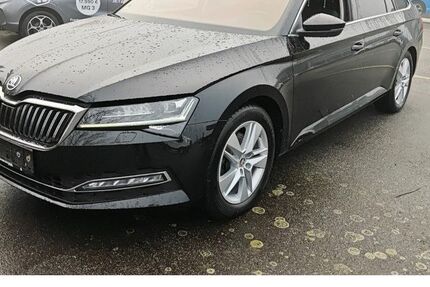 Skoda Superb 98.000 km 26.890 &euro; Sandhausen 69207