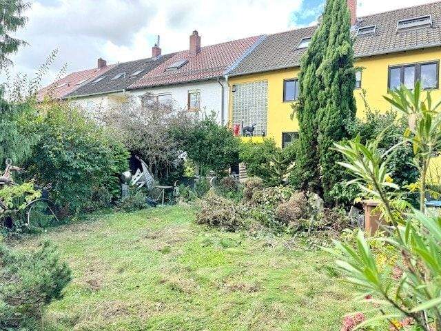 Reihenmittelhaus Mannheim Rheinau - 6 Zimmer, 249 m&sup2;, 375.000&euro; | Angebot:25685527