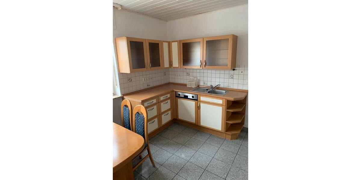 Erdgeschoßwohnung Ludwigshafen am Rhein Ludwigshafen-Hemshof - 1 Zimmer, 61 m&sup2;, 630&euro; | Angebot:26271426
