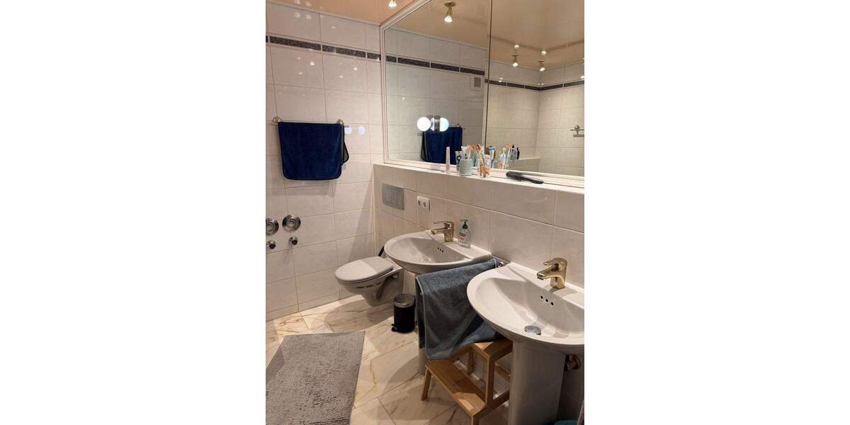 2 Familien Reihenendhaus in Oftersheim 5 zimmer