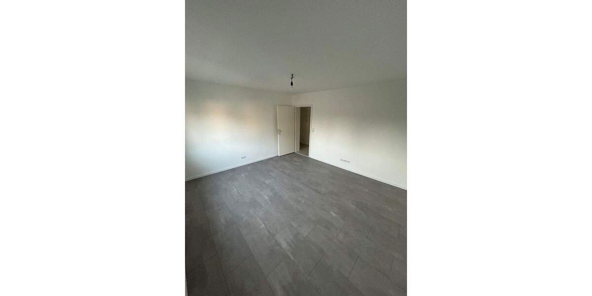 Charmante 2-Zimmer-Wohnung - frisch saniert & sofort bezugsbereit 2 zimmer