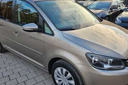 VW Touran 146.420 km 6.750 &euro; Lachen-Speyerdorf 67435