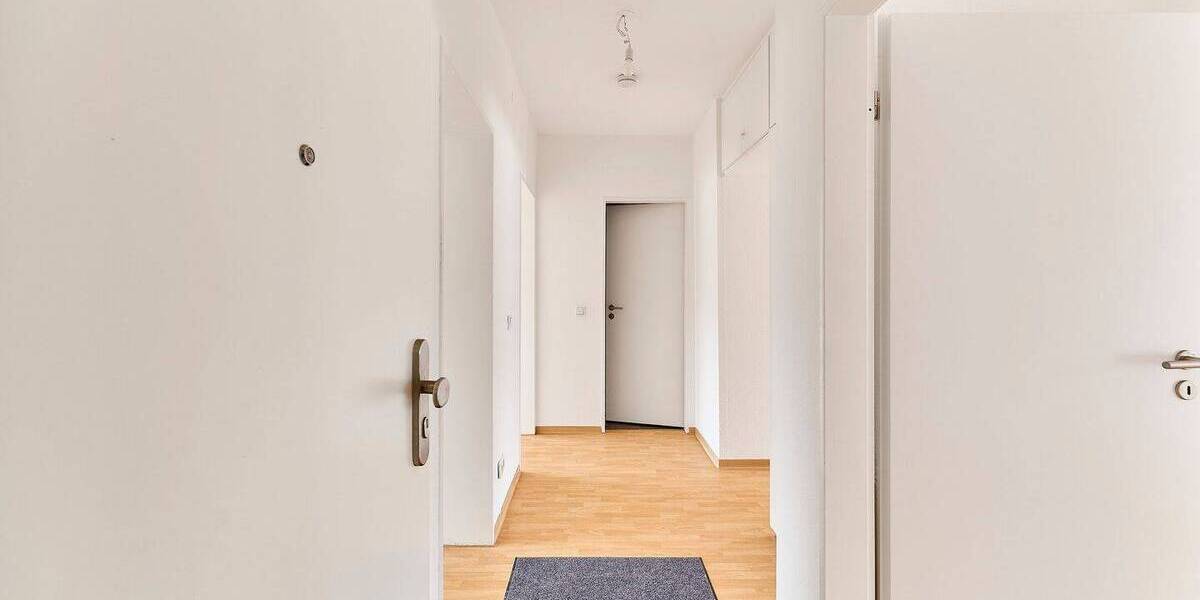 Etagenwohnung Schwetzingen - 3 Zimmer, 76 m&sup2;, 990&euro; | Angebot:26378077
