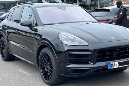 Porsche Cayenne 49.500 km 106.900 &euro; Hockenheim 68766