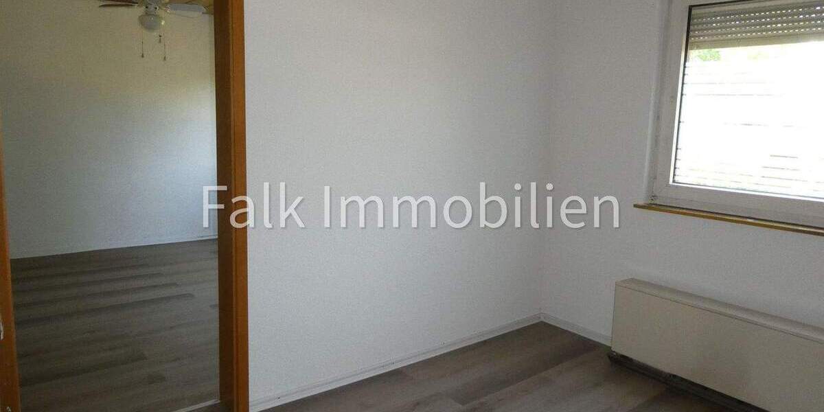 Einfamilienhaus Mannheim Rheinau - 7 Zimmer, 138 m&sup2;, 339.000&euro; | Angebot:25265673