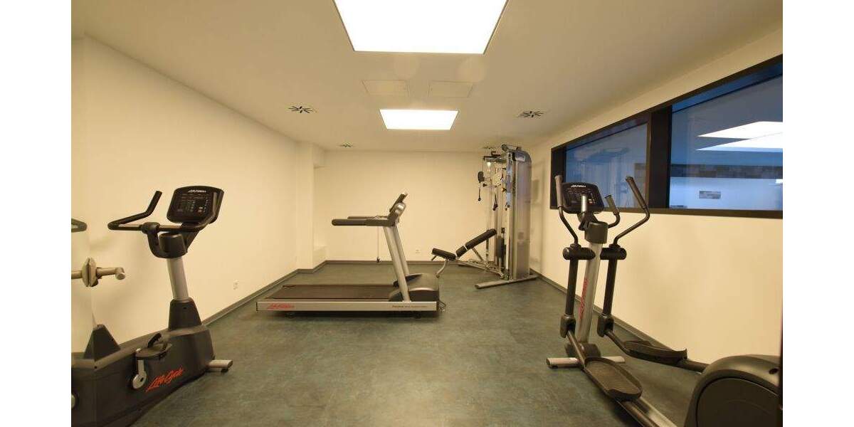 Etagenwohnung Ludwigshafen Süd - 4 Zimmer, 181 m&sup2;, 2.557&euro; | Angebot:25771765