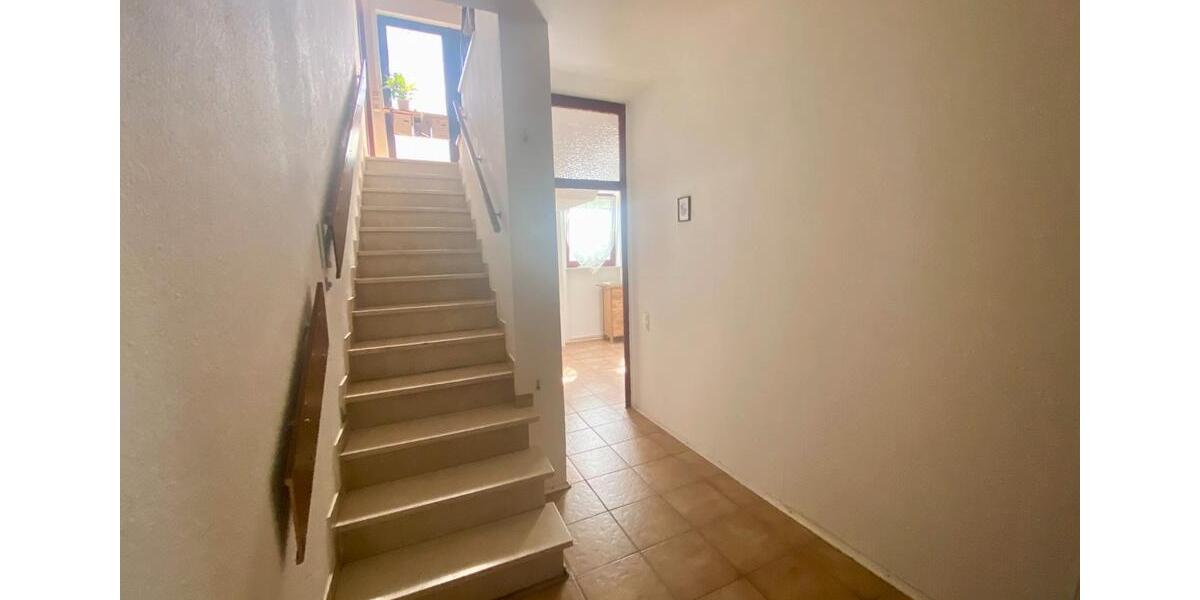 Mehrfamilienhaus, Wohnhaus Ludwigshafen am Rhein Edigheim - 9 Zimmer, 260 m&sup2;, 409.000&euro; | Angebot:26314529