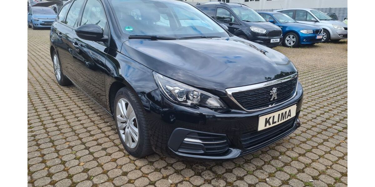 Peugeot 308 122.000 km 6.499 &euro; Ludwigshafen Am Rhein 67059