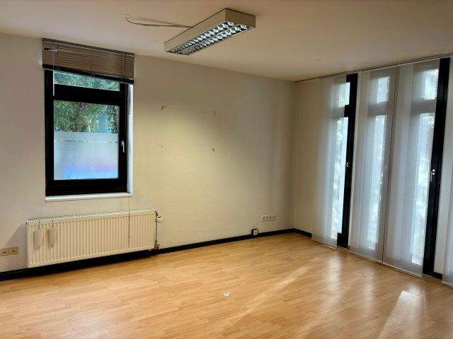 Gewerbeobjekt Heidelberg Rohrbach - 4 Zimmer, 80 m&sup2;, 199.000&euro; | Angebot:24902373