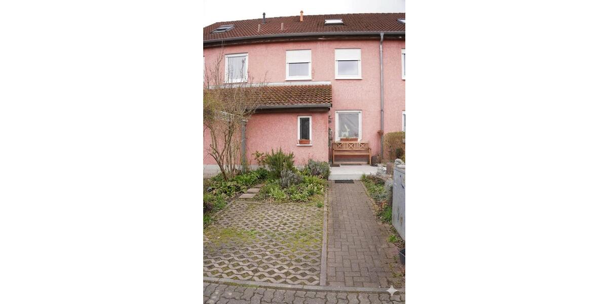 Reihenhaus Schifferstadt - 4 Zimmer, 125 m&sup2;, 1.490&euro; | Angebot:25765442