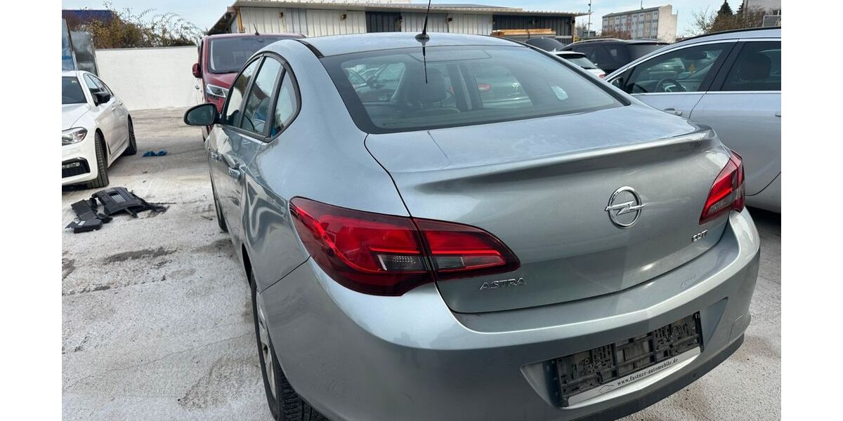 Opel Astra 200.000 km 2.300 &euro; Mannheim 68159