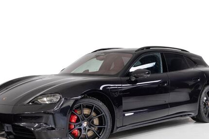 Porsche Taycan 4.593 km 139.900 &euro; Mannheim 68229