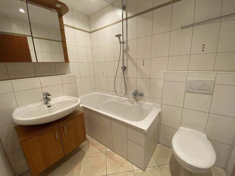 Etagenwohnung Mannheim / Rheinau Rheinau - 2 Zimmer, 75 m&sup2;, 225.000&euro; | Angebot:24646811