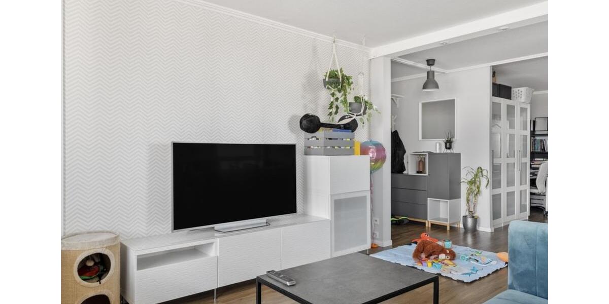 Etagenwohnung Ludwigshafen am Rhein - 4 Zimmer, 85 m&sup2;, 1.200&euro; | Angebot:26192353