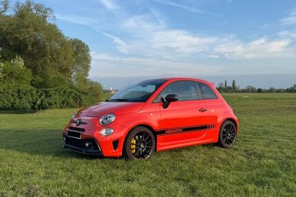 Abarth 695 10.000 km 25.500 &euro; Ketsch 68775