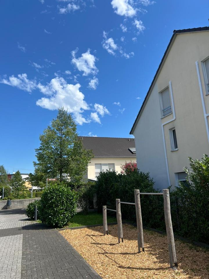 Reihenhaus mit 5 Zimmern und 2 Bädern zu vermieten