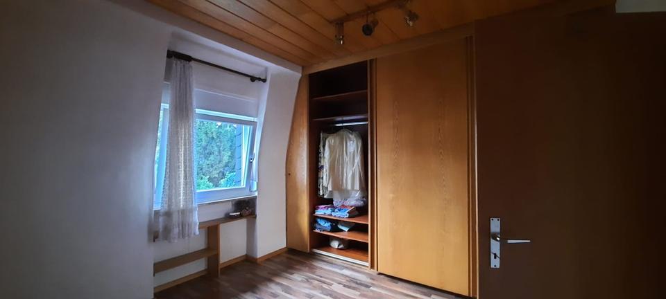 Reihenhaus in guter Lage in Weinheim zu verkaufen. 4 zimmer