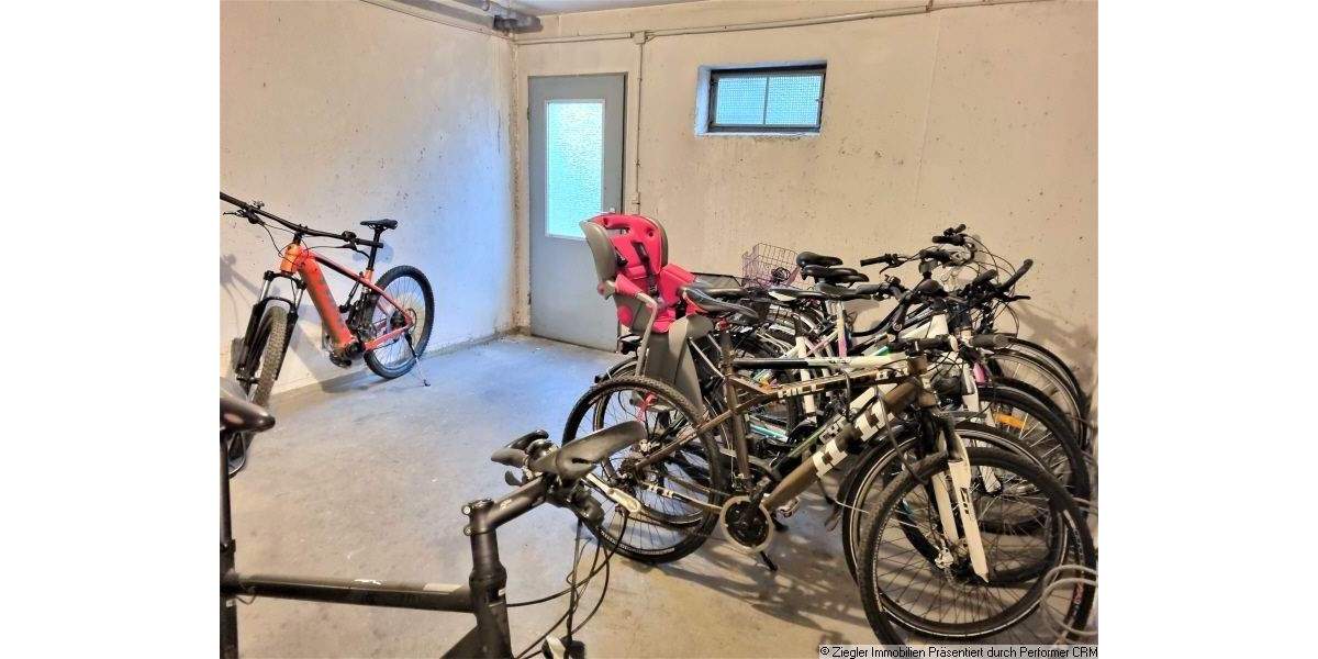 Etagenwohnung Schwetzingen - 2 Zimmer, 68 m&sup2;, 680&euro; | Angebot:25458858