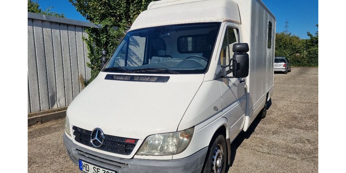Mercedes-Benz Sprinter 310.200 km 7.900 &euro; Ketsch 68775