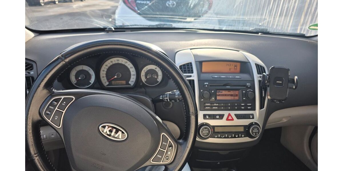 Kia ceed / Ceed 230.000 km 2.000 &euro; Ludwigshafen am Rhein 67059