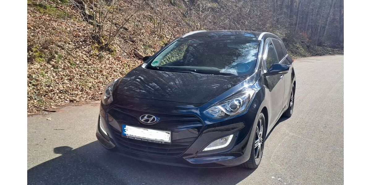 Hyundai i30 79.017 km 8.790 &euro; mannheim 68309