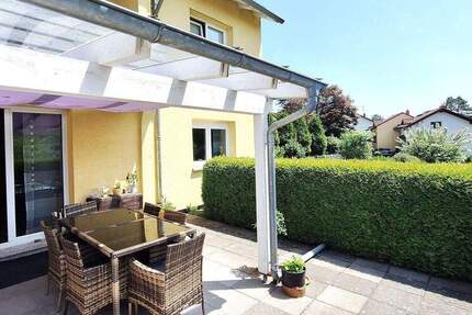 Charmante Doppelhaushälfte mit großem Garten und Weitblick 5 zimmer